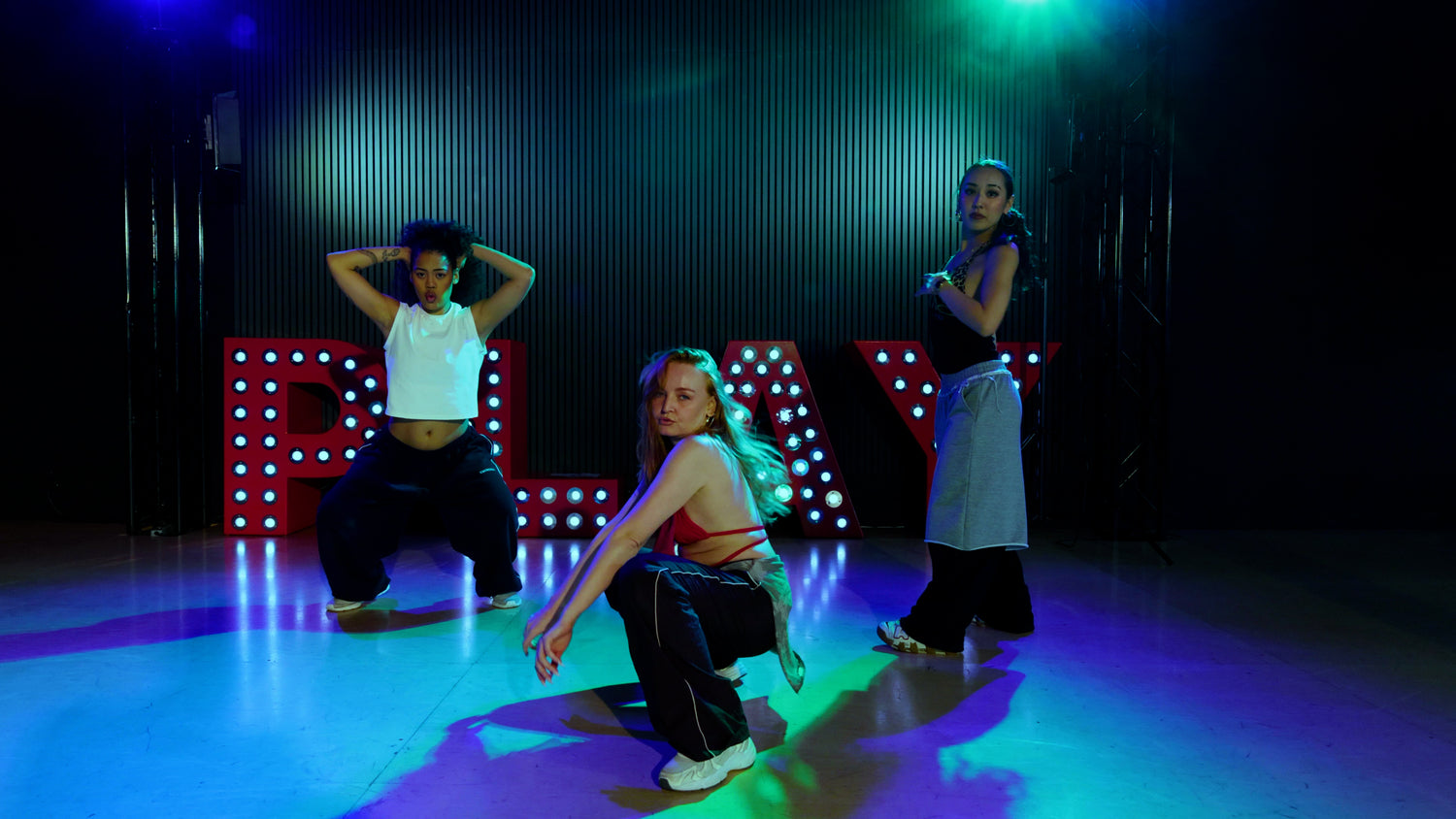 2.18 TAKE ME OUT THIS CLUB (ROUND 3)